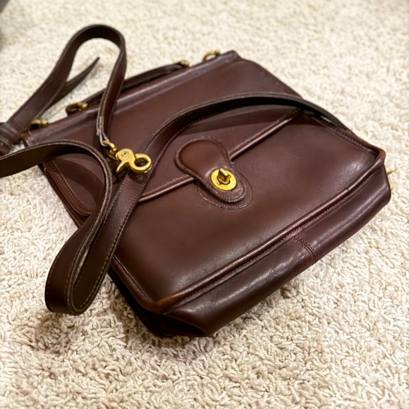Vintage Brown Leather Coach H7C-9927 Willis - Picture 1 of 7